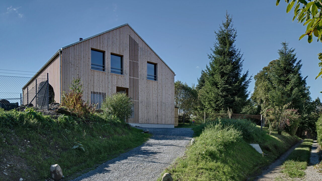 Einfamilienhaus in Wermatswil/ZH Slide 2