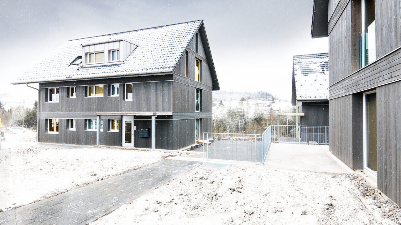 Mehrfamilienhäuser in Bäretswil Slide 1