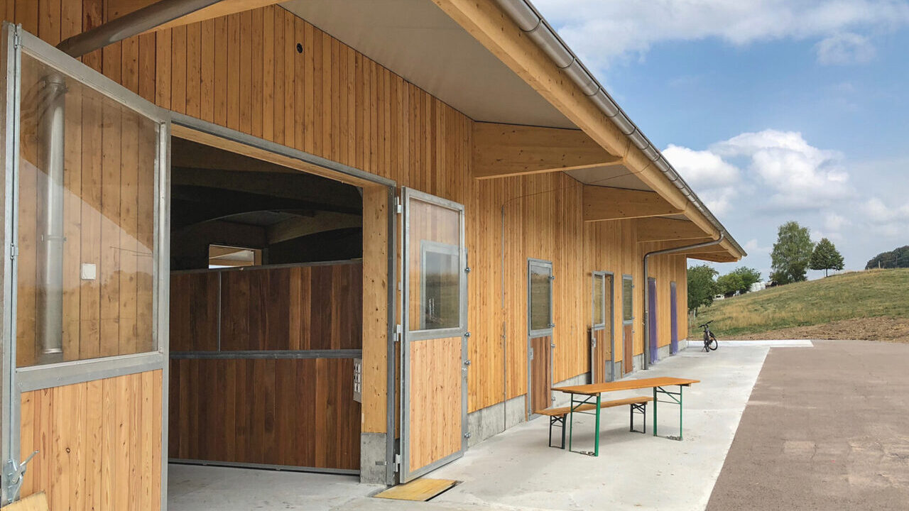 Pferdestall Langfuhr in Gossau/ZH Slide 2