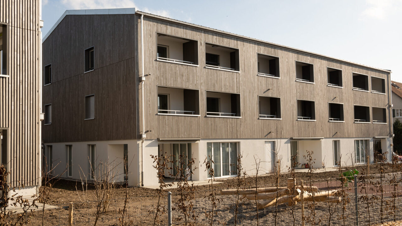 2 Mehrfamilienhäuser in Mönchaltorf Slide 3