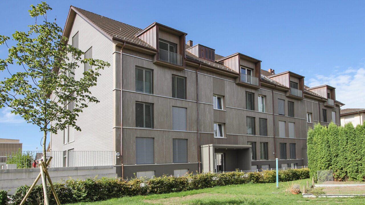 Mehrfamilienhaus in Grüningen Slide 2