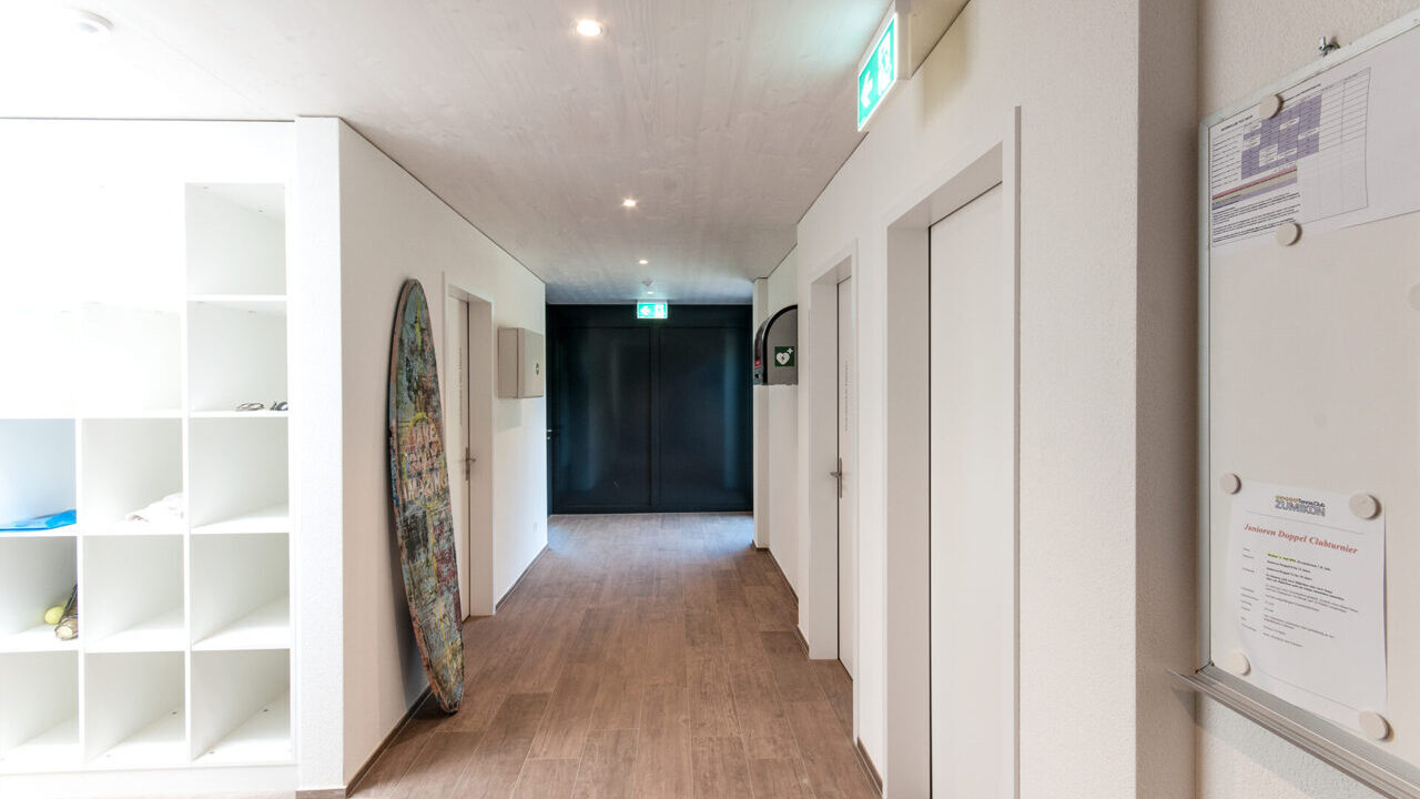 Tennishaus in Zumikon Slide 4