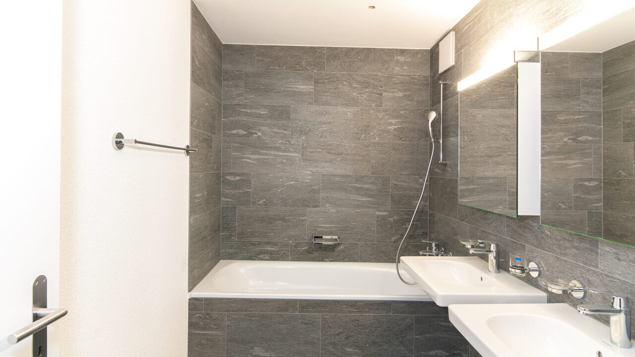 Mehrfamilienhaus in Grüningen Slide 7