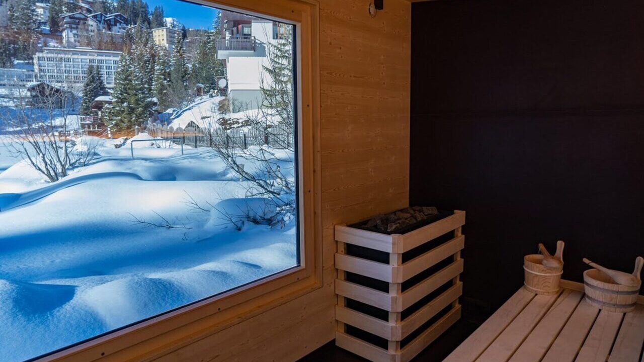 Saunawagen in Arosa Slide 2