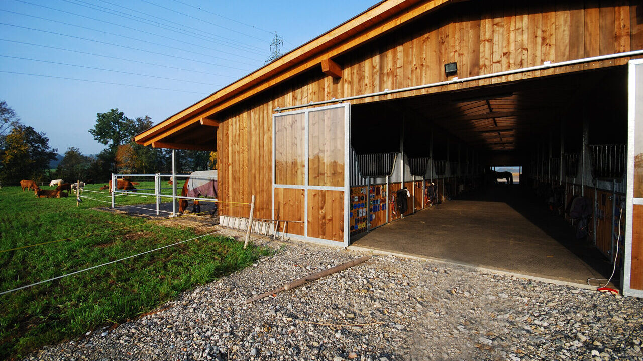 Pferdestall in Gossau/ZH Slide 3