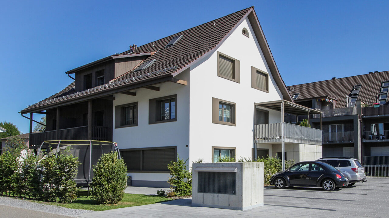 Bauernhaus in Grüningen Slide 1