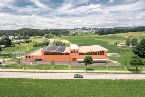 Multifunktionshalle in Gossau/ZH