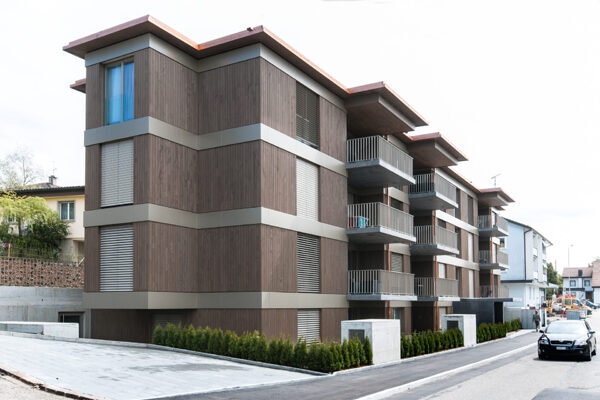 Mehrfamilienhaus in Grüt